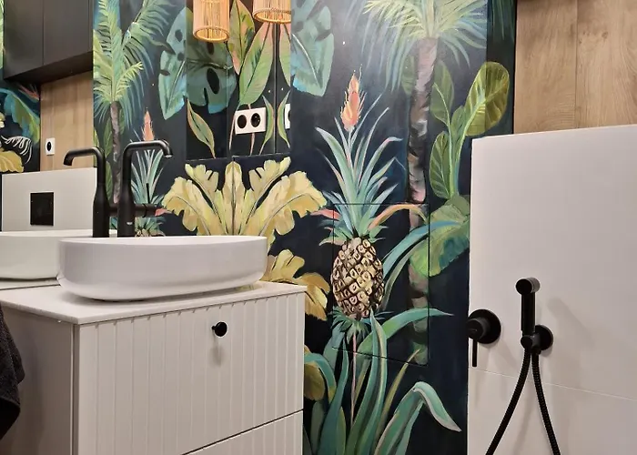 Boho - 100m From Market Square *